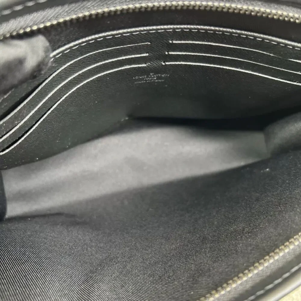 Louis Vuitton Women Pre-Loved Bag Very Good Condition